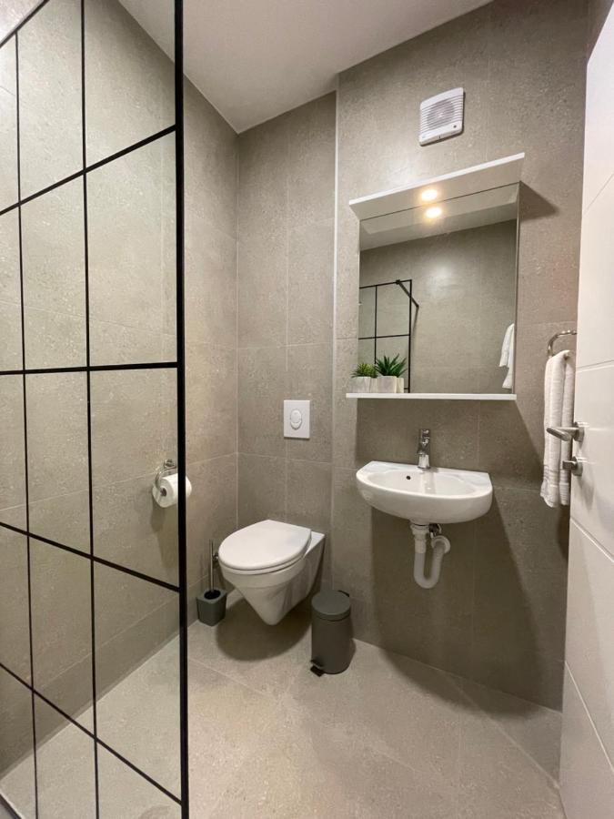Legat Kuca Za Odmor Hotel ปาเล ภายนอก รูปภาพ